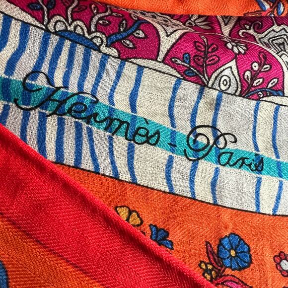 Hermes Paris Scarf Shawl Wrap Red Multicolored Bird Print Cashmere Silk Blend - Picture 5 of 11
